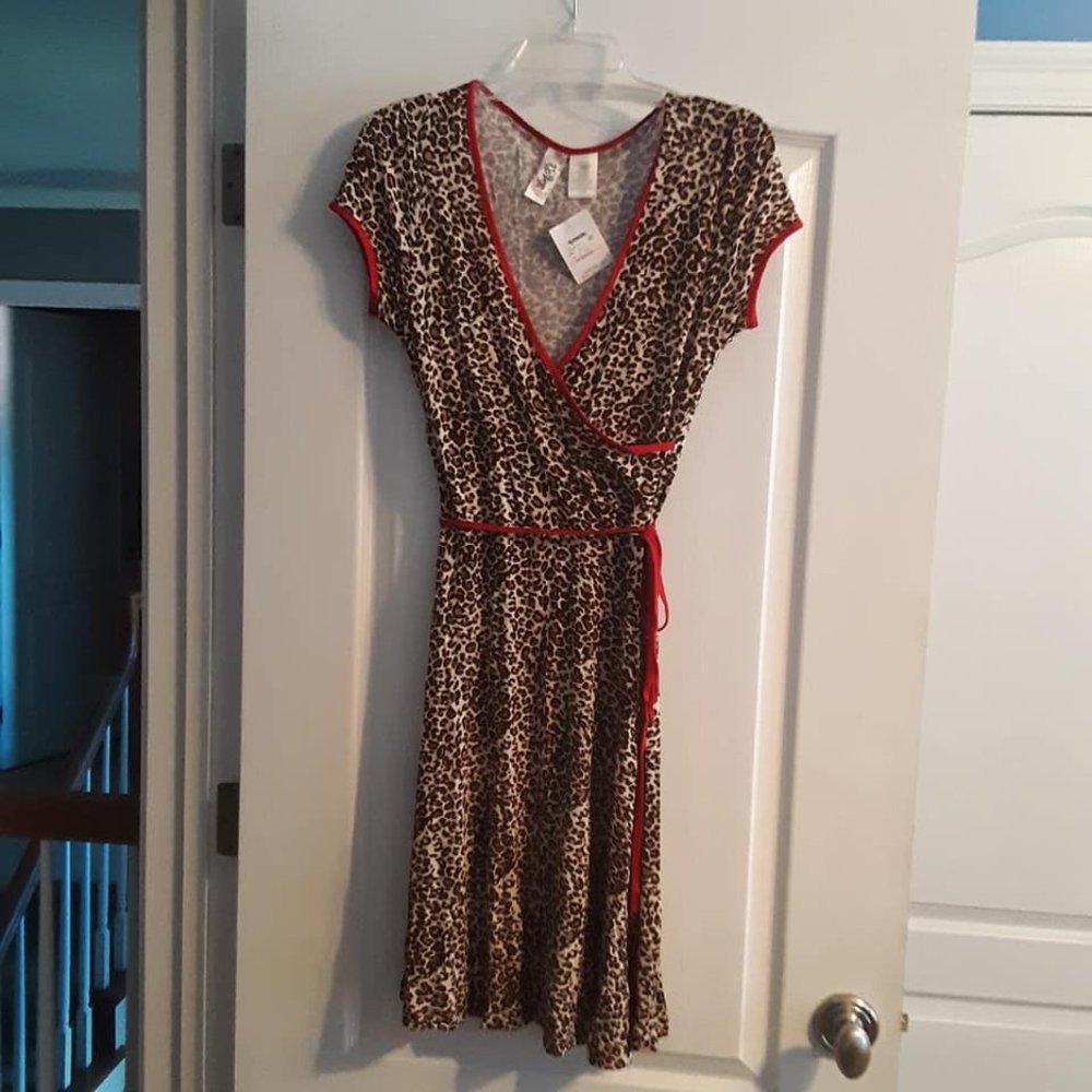 Size M Leopard Print Red Trim Dress